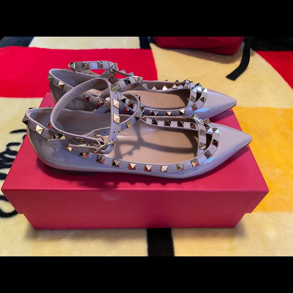 Authentic Valentino Rockstud